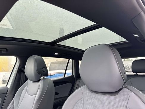 New 2026 Volkswagen Tiguan SE R-Line image 12