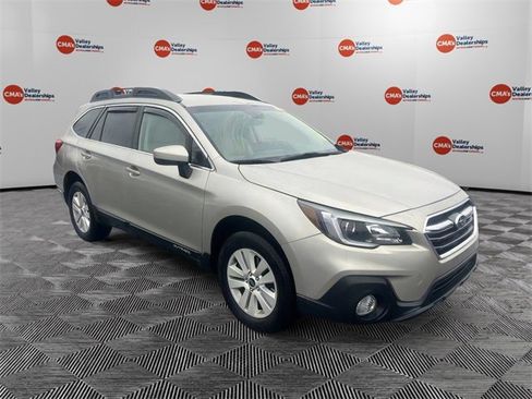 Used 2019 Subaru Outback 2.5i Premium image 1