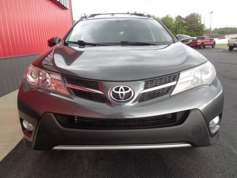 Used 2013 Toyota RAV4 XLE AWD/4WD image 12