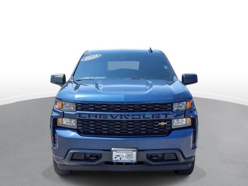 Used 2022 Chevrolet Silverado 1500 Custom AWD/4WD image 3