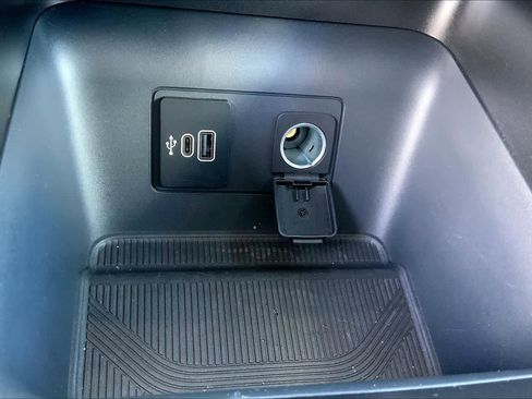 Used 2026 Ford Explorer Active image 32