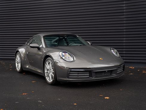 Certified 2022 Porsche 911 Carrera image 25