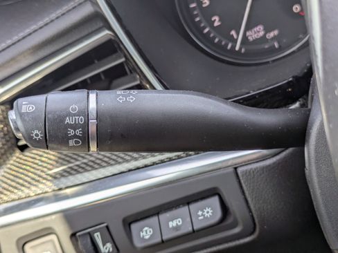 Used 2022 Cadillac XT5 Sportv w/ LPO, ONYX Package image 19