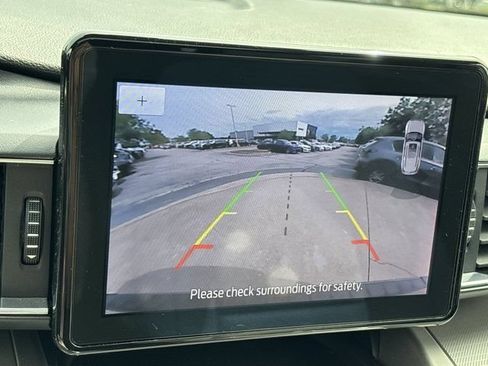 Used 2021 Ford Explorer XLT w/ Equipment Group 202A RWD image 37