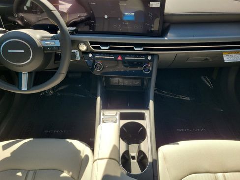 New 2025 Hyundai Sonata SEL image 12
