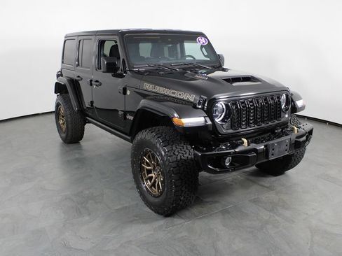 Used 2024 Jeep Wrangler Unlimited Rubicon 392 AWD/4WD image 4