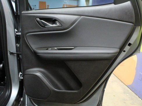 Certified 2024 Chevrolet Blazer LT w/ Convenience Package image 11