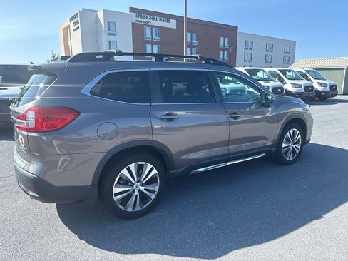 Used 2021 Subaru Ascent Limited w/ Technology Package AWD/4WD image 4