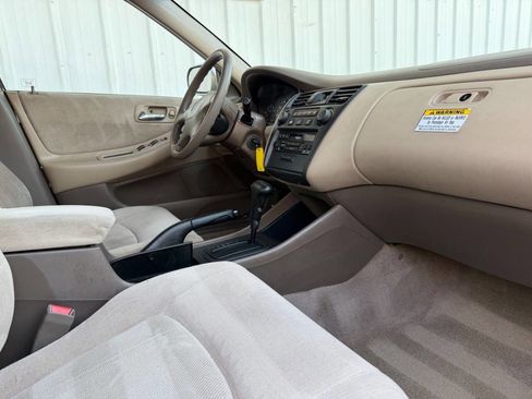 Used 1999 Honda Accord LX image 28