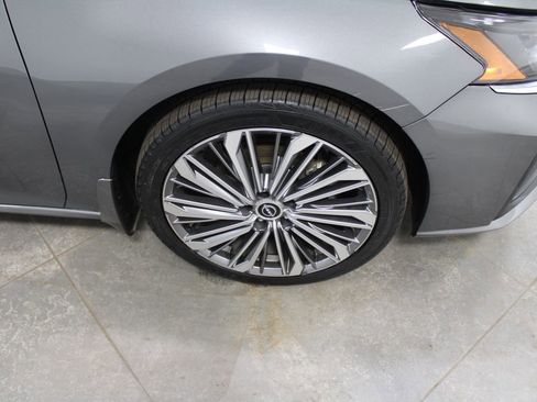 Used 2024 Nissan Altima 2.5 SL image 58