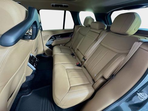 New 2026 Land Rover Range Rover SE image 24