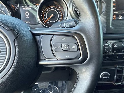 Used 2022 Jeep Gladiator Sport image 23