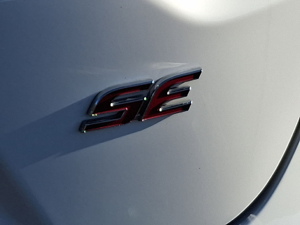 Certified 2025 Toyota Corolla SE w/ SE Premium Package FWD image 30