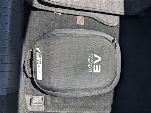 Used 2019 Hyundai Ioniq Plug-In Hybrid FWD image 20