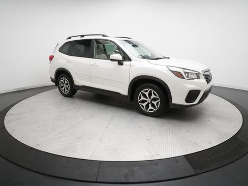Used 2020 Subaru Forester Premium AWD/4WD image 36