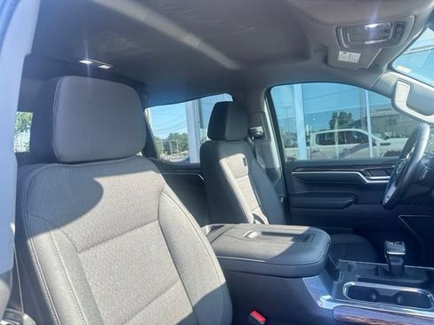 Used 2022 GMC Sierra 1500 Elevation AWD/4WD image 11