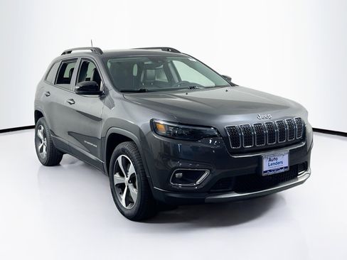 Used 2022 Jeep Cherokee Limited AWD/4WD image 3