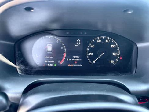 Used 2025 Honda HR-V LX image 19