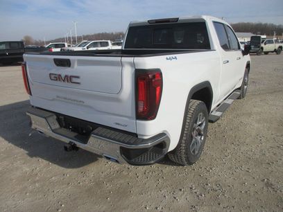 New 2026 GMC Sierra 1500 SLT w/ SLT Premium Plus Package
