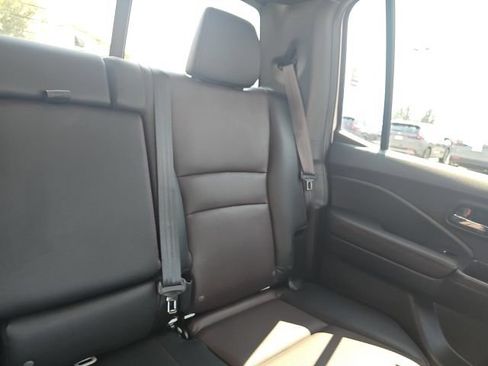 Used 2024 Honda Ridgeline Black Edition image 15
