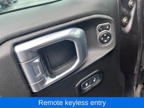 Used 2023 Jeep Wrangler Unlimited Rubicon 4xe image 14