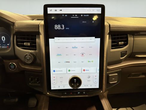 Used 2023 Ford Expedition King Ranch RWD image 18