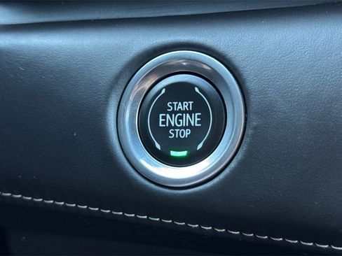 Used 2023 Cadillac Escalade ESV Sport Platinum image 28