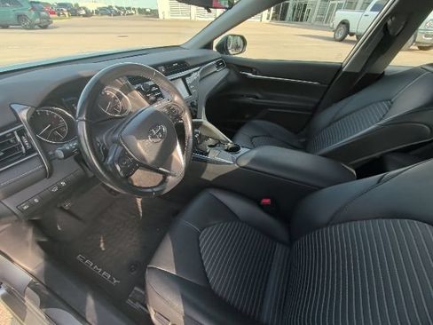 Used 2020 Toyota Camry SE w/ Protection Package (Q2) FWD image 11