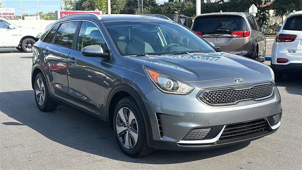 Used 2018 Kia Niro LX FWD image 5