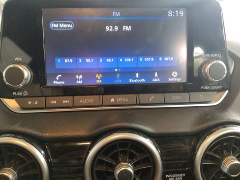 Used 2025 Nissan Sentra S FWD image 25