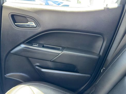 Used 2017 Chevrolet Colorado ZR2 image 34