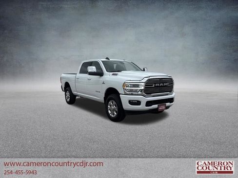 Used 2024 RAM 2500 Laramie AWD/4WD image 1