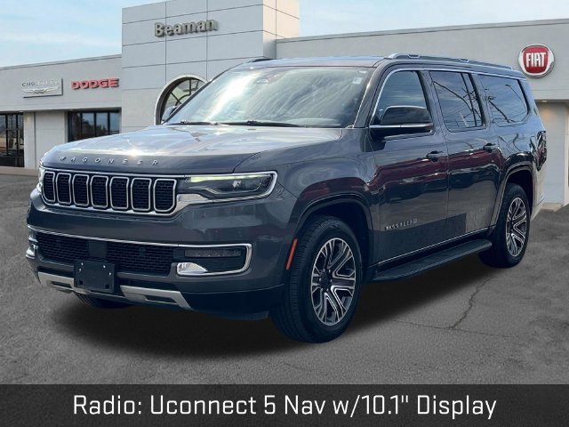 Used 2024 Jeep Wagoneer L Series II w/ Flexible Seating Group AWD/4WD image 3