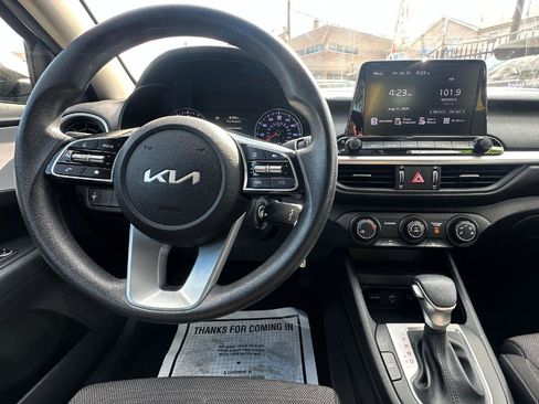 Used 2024 Kia Forte LXS FWD image 11