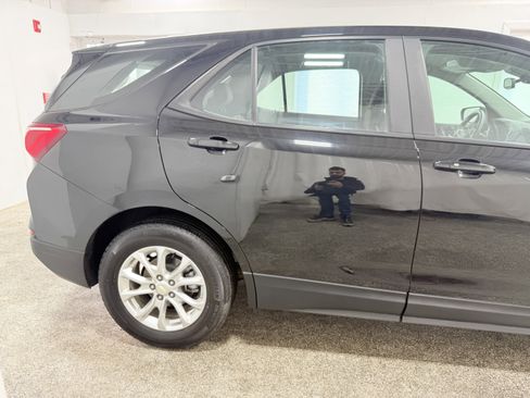 Certified 2021 Chevrolet Equinox LS image 9