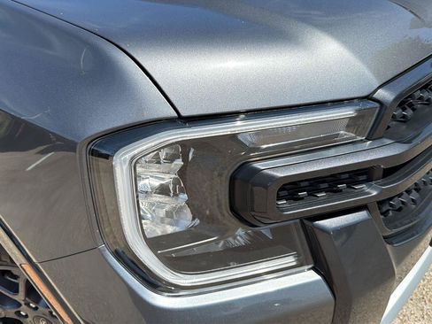 Used 2024 Ford Ranger XLT w/ Trailer Tow Package RWD image 10