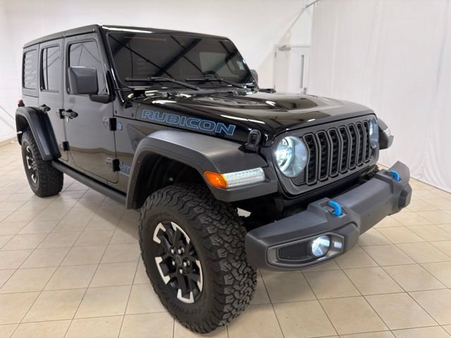 Used 2025 Jeep Wrangler Unlimited Rubicon 4xe w/ Safety Group AWD/4WD image 8