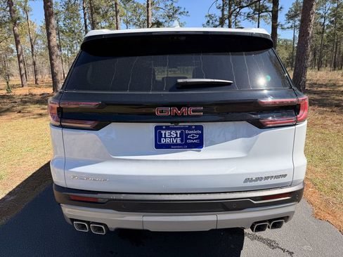 New 2026 GMC Acadia Elevation w/ Elevation Premium Package FWD image 4