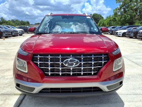 New 2025 Hyundai Venue SEL image 2