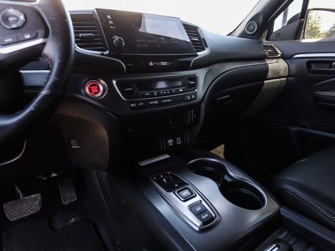Used 2023 Honda Passport EX-L image 29