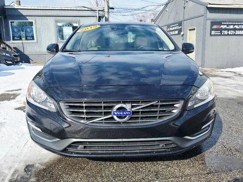 Used 2015 Volvo S60 T5 Premier w/ Convenience Package image 2