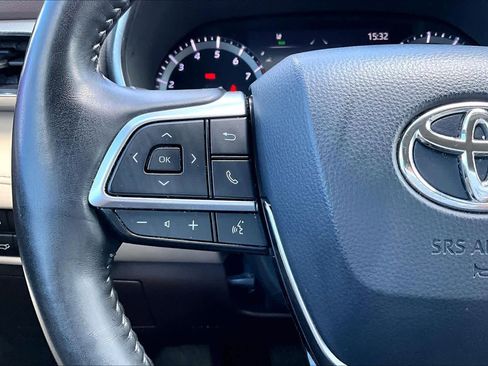 Used 2021 Toyota Highlander Platinum image 21