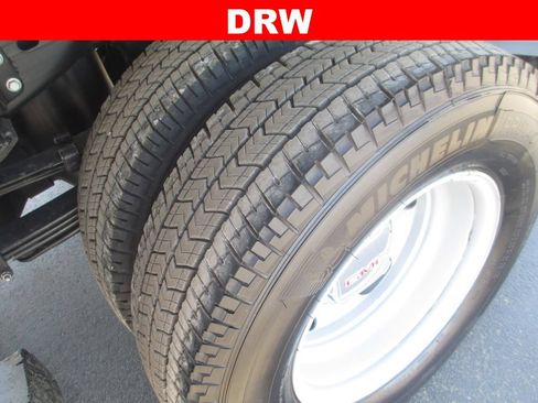 Certified 2026 GMC Sierra 3500 SLE w/ SLE Value Package AWD/4WD image 16