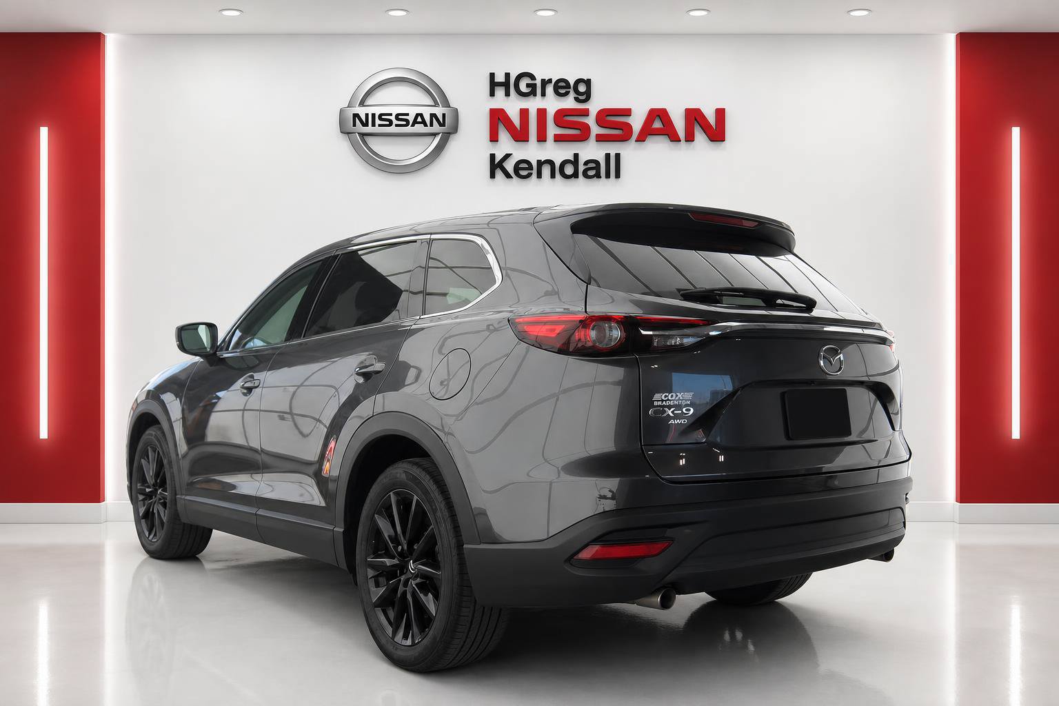 Used 2023 MAZDA CX-9 Touring Plus AWD/4WD image 2