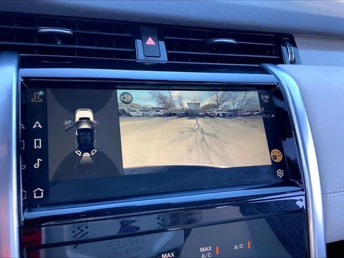 Used 2023 Land Rover Discovery Sport SE R-Dynamic AWD/4WD image 32