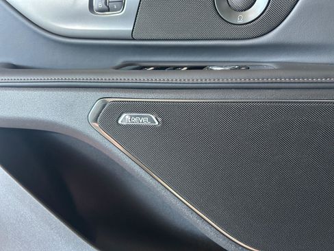 New 2026 Lincoln Nautilus Reserve AWD/4WD image 18