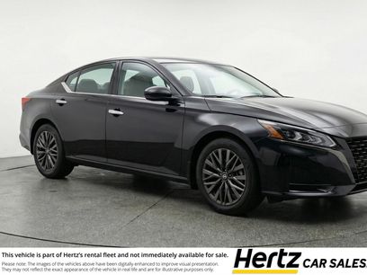 Used 2025 Nissan Altima 2.5 SV