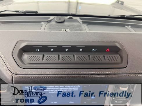 New 2025 Ford Bronco Badlands image 44