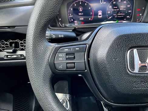 Used 2024 Honda Accord EX image 22