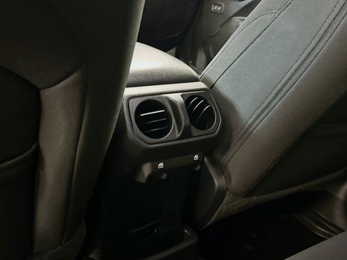Used 2023 Jeep Wrangler Unlimited w/ Cold Weather Group AWD/4WD image 27